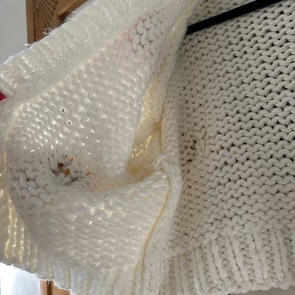 Cream Chunky Knit Sweater with Colorful Flowers - Picture 4 of 7